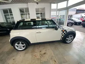 MINI One Bild 5