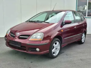 Nissan Almera Tino Basis