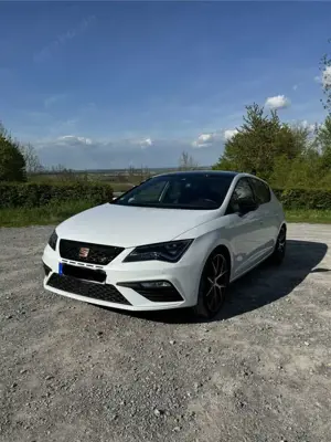 SEAT Leon 2.0 TSI OPF DSG Cupra
