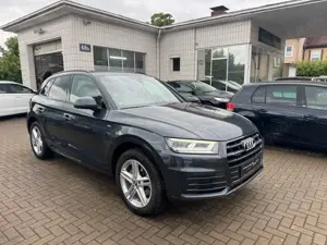 Audi Q5 quattro sport S-Line Black Edition 8-Fach MFL