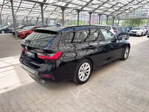 BMW 330 Bild 5