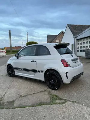 Abarth 500 595 Competizione