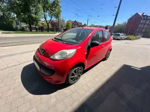 Peugeot 107 107  5-Türer 70 Filou