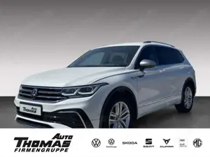 Volkswagen Tiguan Allspace R-Line 2.0 TSI DSG IQ.LIGHT+ACC