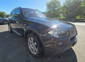 BMW X3 X3 xDrive20i Xenon Alu PDC Sitzhzg TÜV NEU