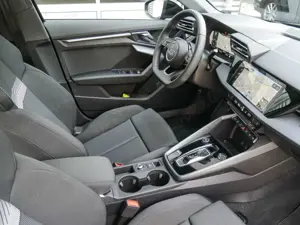 Audi A3 35 TDI LED SONOS KAMERA NAVI Bild 3