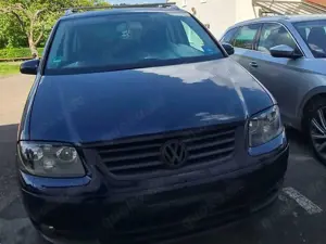 Volkswagen Touran Touran 2.0 FSI Highline