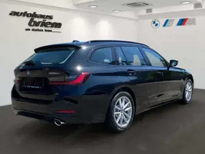 BMW 320 Bild 3