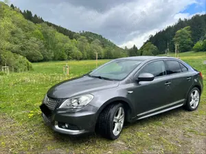 Suzuki Kizashi
