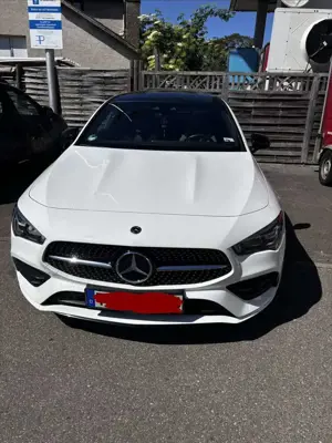 Mercedes-Benz CLA 180 AMG Line