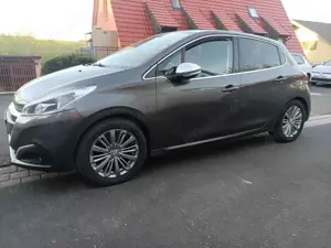 Peugeot 208 Allure