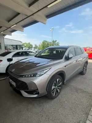 MG HS 1.5 Hybrid+ 165 kW Luxury