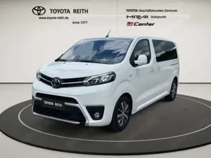 Toyota Proace Verso L1 Team Deutschland HUD Apple CarPlay Androi
