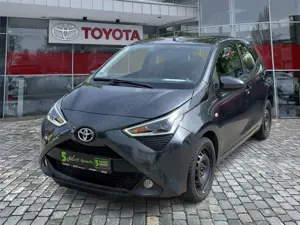 Toyota Aygo 1.0  x-play Team D kleiner Stadtflitzer