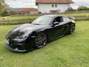 Porsche Cayman 718 GT4