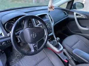 Opel Astra Bild 2