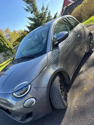 Fiat 500e 500e La Prima
