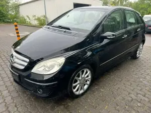 Mercedes-Benz B 200 Panorama Leder Klima Alu