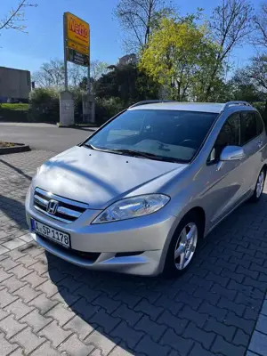 Honda FR-V