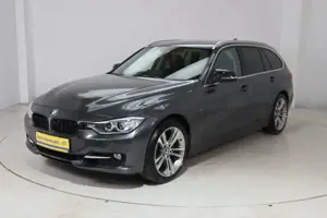 BMW 330 d Touring  xDrive Sport Line