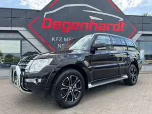 Mitsubishi Pajero 3.2 DI-D Diamant Edition LEDER KAMERA AHK
