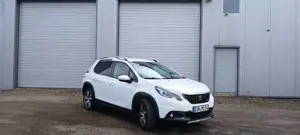 Peugeot 2008 Allure 100 Blue HDI