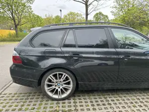 BMW 320 Bild 3