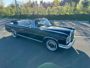 Mercedes-Benz 280 SE W111 Werks-Cabriolet 1969 Matching Numbers