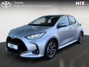 Toyota Yaris 1.5 VVT-i Team Deutschland KAMERA SHZ