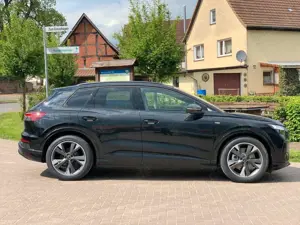 Audi Q4 e-tron 40 e-tron S-Line  20" Optik Paket LED  sofort