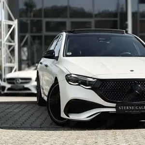 Mercedes-Benz E 220 D/AMG-LINE/OLED/360°/4DBUR/HEADUP/PANO/DIS