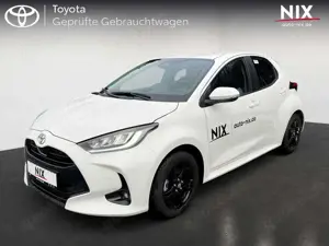 Toyota Yaris 1.5 Hybrid Teamplayer + Safety + Comfort