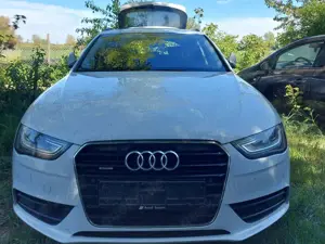 Audi A4 A4 Avant 3.0 TDI DPF quattro Ambition