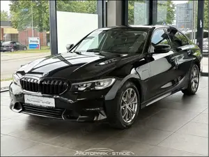 BMW 330 Bild 5