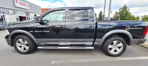 Dodge RAM 1500 SLT