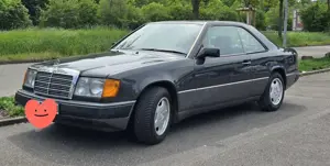 Mercedes-Benz 230