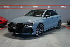 Audi RS3 2.5 TFSI quattro PANO SONOS KERAMIK RS-AGA