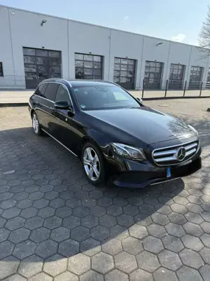 Mercedes-Benz E 350 d T 9G-TRONIC Avantgarde