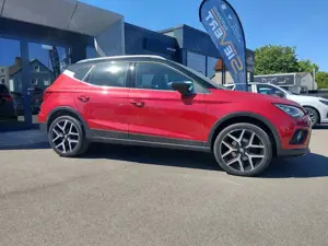 SEAT Arona 1.5 FR LED KAMERA PDC NAVI BEATS ACC KESSY