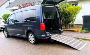 Volkswagen Caddy Caddy Maxi Rollstuhlumbau 5S+Rollstuhl o. 7 S