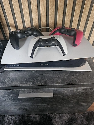 Ps 5 Disc Version mit 3 Controllern und einem Headset