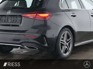 Mercedes-Benz A 200 AMG Sport Distr Pano Keyl W-Paket Kamera