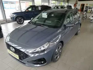 Hyundai i30 i30 Kombi 1.6 T-GDI DCT Trend /Navi/Sitzhzg./Met.