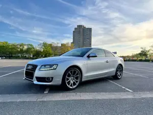 Audi A5 A5 2.0 TFSI Coupe - S Line Optik - Xenon/Led - Navi - Leder
