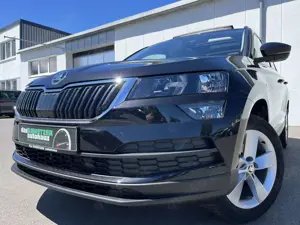 Skoda Karoq 1.5 TSI DSG AHK PANO ACC el.Klappe SHZ Kamera