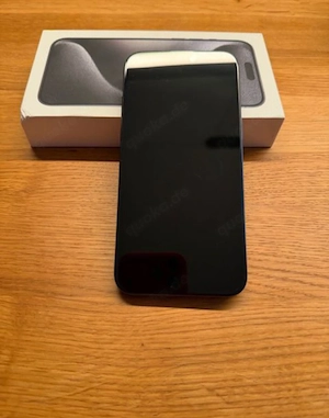 iphone 15 pro max, black titanium  Bild 2