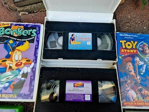 Videokassetten Walt Disney, Warner Bros.... Bild 2