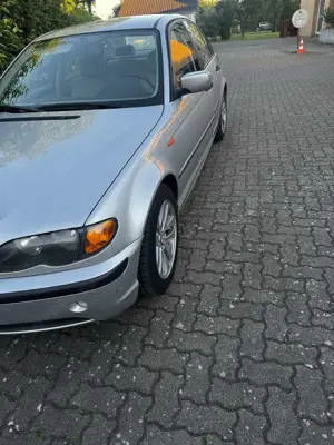 BMW 318 BMW E46 318i Automatik – Frischer TÜV bis 02/2026