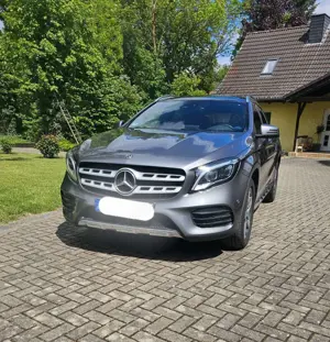 Mercedes-Benz GLA 220 GLA 220 d Peak AMG Line
