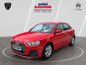 Audi A1 30 TFSI S tronic Sportback Automatik wenig KM